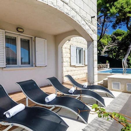 Wave N' Sea Apartment With A Private Pool Дубровник Экстерьер фото
