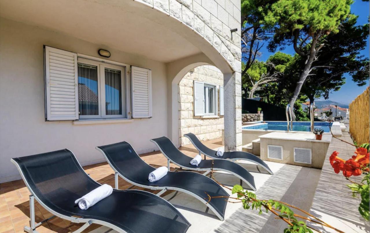 Wave N' Sea Apartment With A Private Pool Дубровник Экстерьер фото