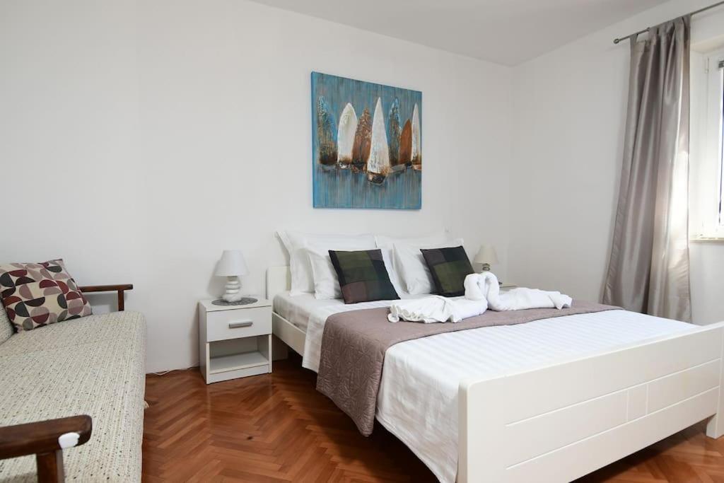 Wave N' Sea Apartment With A Private Pool Дубровник Экстерьер фото